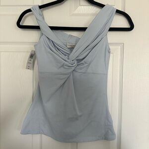 Brand new. Contour twist top from Aritzia!